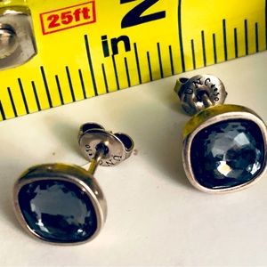 UNOde50 Silver Studs